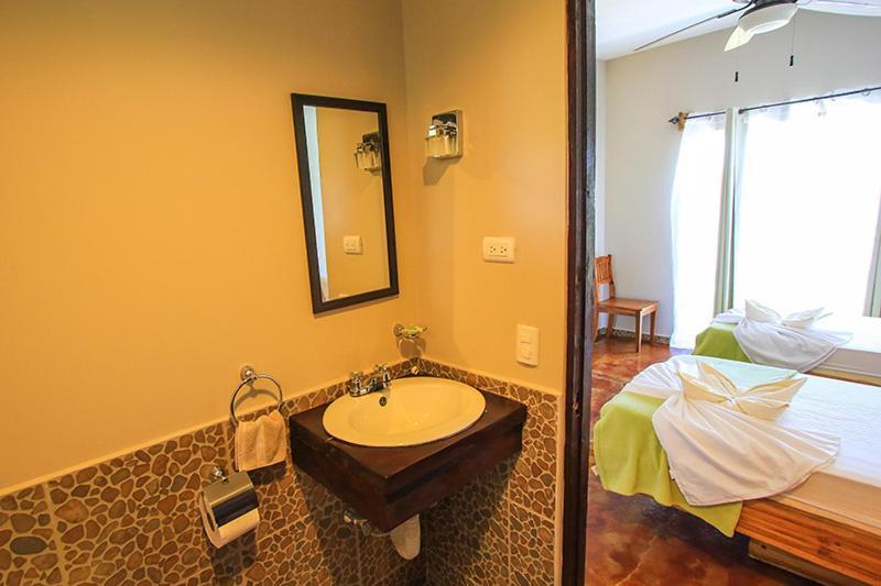 Funny Wave Guest House Cabuya (Puntarenas) Exterior photo
